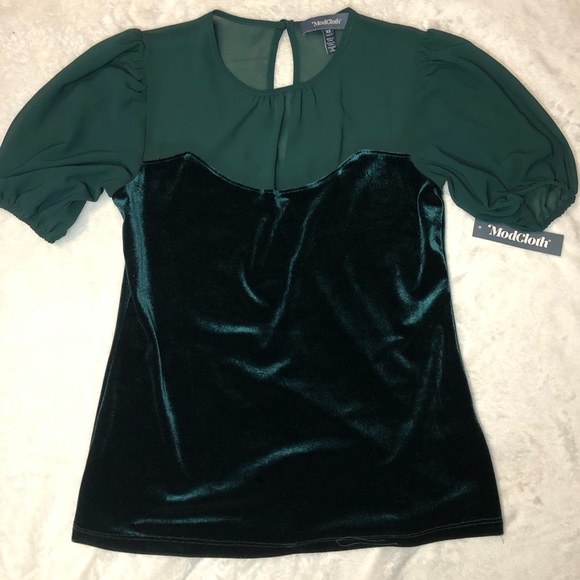 NWT ModCloth For Sheer Love of Velvet Top - Picture 3 of 3